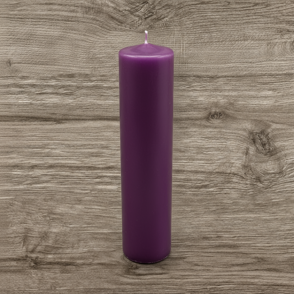 Classic pillar candle made from premium soy wax in spa-inspired colors and soothing scents